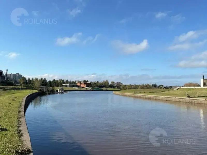 El Naudir lote al 600